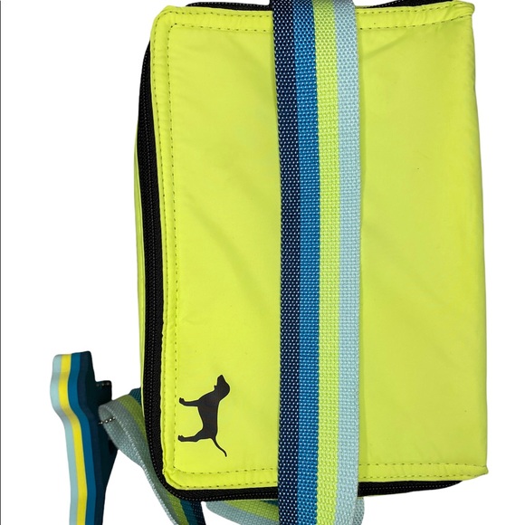 Victoria's Secret PINK cooler yellow Lunch box +Key Chain - Picture 4 of 6